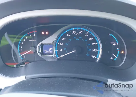 2014 Toyota Sienna Xle V6 8 Passenger z USA, uszkodzony, nr VIN 5TDYK3DC8ES505873